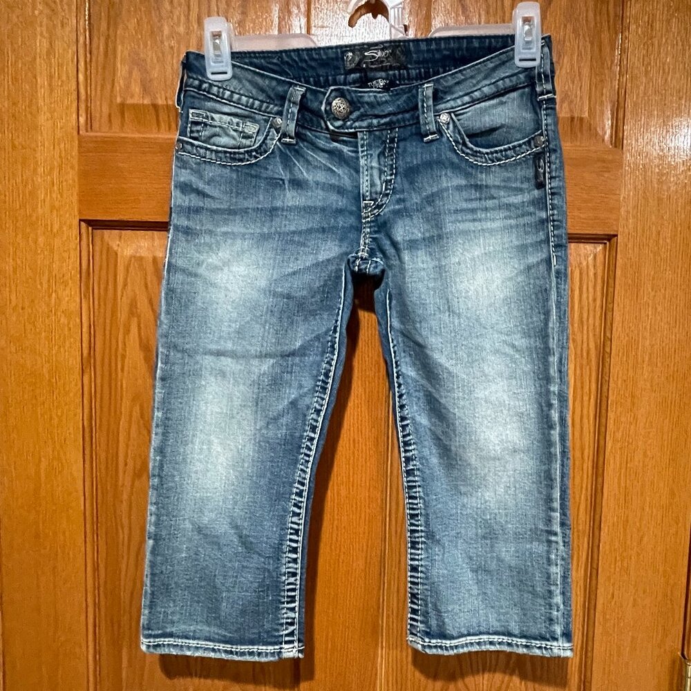 SILVER JEANS Tuesday Crop Women's 28 Thick Stitch Capri Blue Denim Jeans - Picture 1 of 7